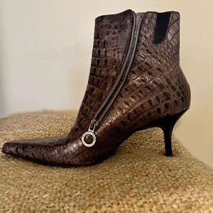 Donald J. Pliner Ankle Boots 8